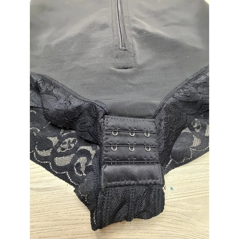 Bodysuit Shapewear Open Bust Black Adjustable Straps Size Medium Lace